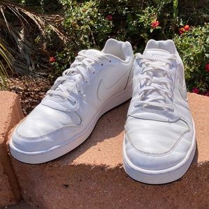 Nike Ebernon White